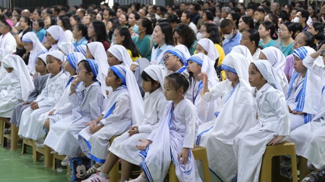 Menumbuhkan Benih Panggilan: Suster Cilik dan Romo Cilik di Paroki Ibu Teresa Cikarang