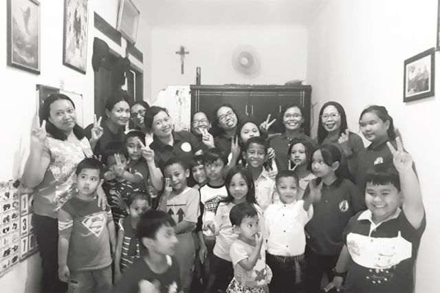 Kunjungan Tim Presidium BIA ke Lingkungan Maria Magdalena