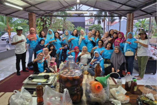Gerakan Cinta Lingkungan - Pelatihan Pembuatan Eco Enzyme