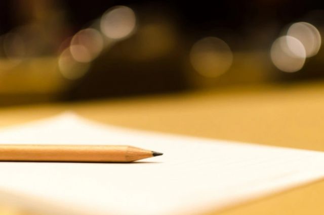Menjadi Pensil di Tangan Tuhan