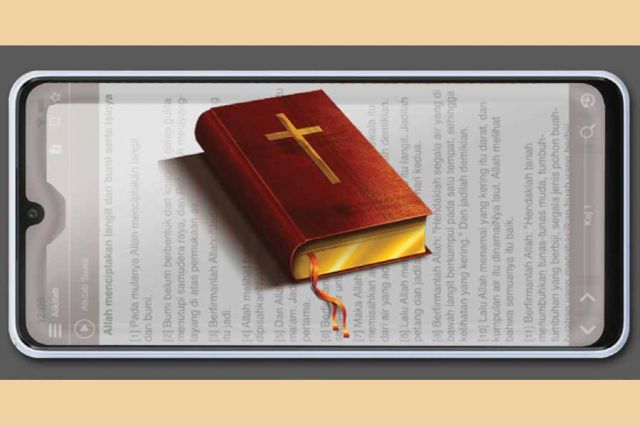 Kitab Suci di Era Budaya Teknologi Digital