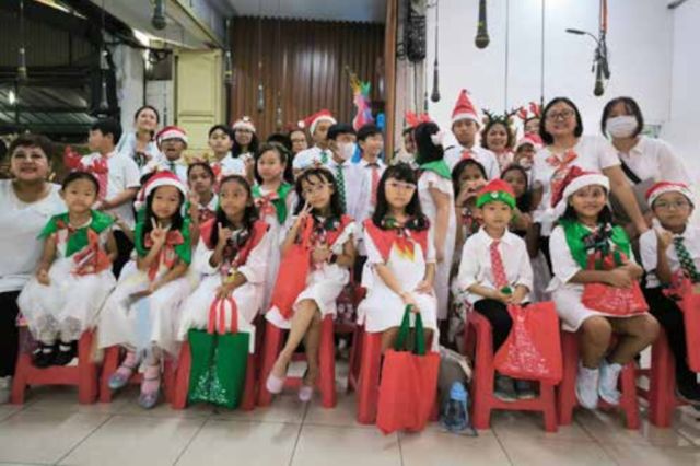 Koor BIA Sektor Lippo Misa Natal Anak 25 December 2023 - Lingkungan Agnes, BHK, Helena, HKY, Lukas, Yoseph