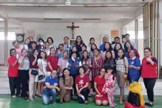 Lektor-lektris Berlatih Bersama dalam Temu Bulanan