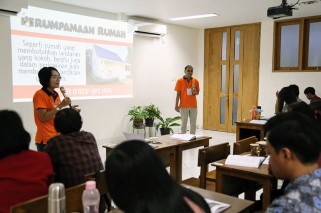 Membangun Rumah Tangga bagi Calon Menikah
