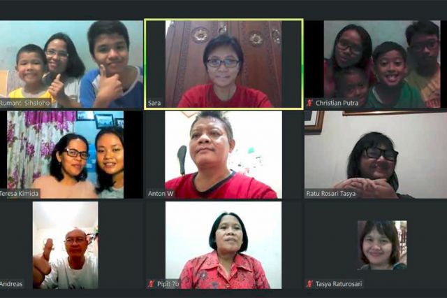 Doa Rosario Penutupan bulan Maria di Lingkungan Ratu Rosari